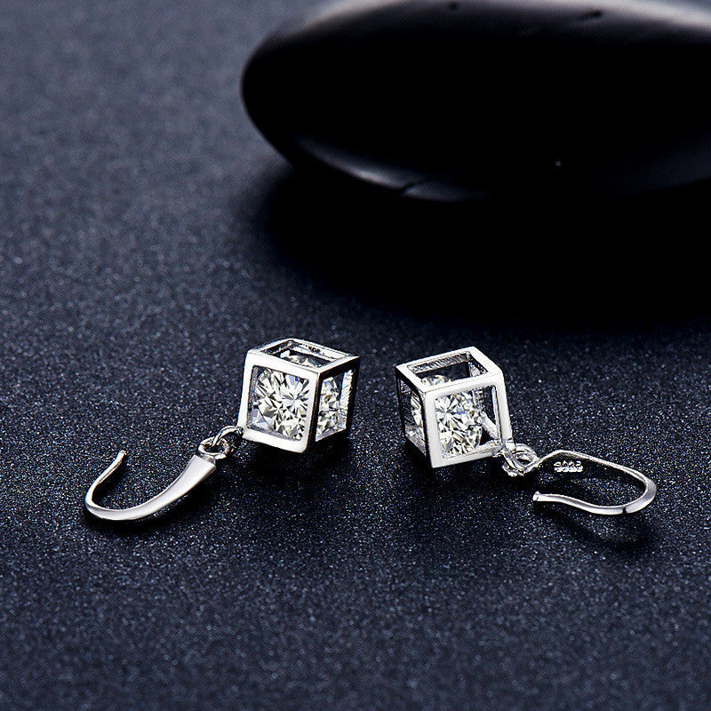 Earrings and necklace set