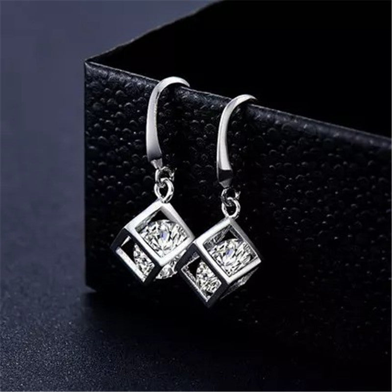 Earrings and necklace set